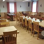 Hotel Steakhüsli Hotel-restaurant 3*