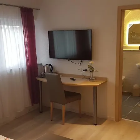 Отель Steakhuesli Hotel-Restaurant 3*