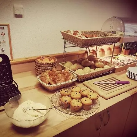 Steakhuesli Hotel-restaurant 3*